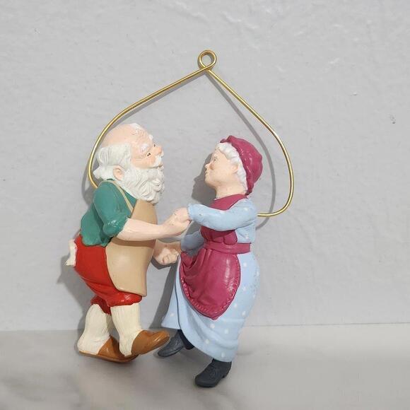 3/$25 Vintage 1988 Hallmark Mr & Mrs Claus "Shall We Dance" Christmas Ornament - Picture 1 of 6